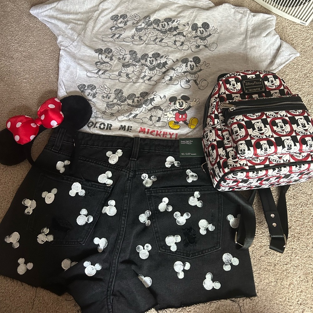 Disney shorts high rise Mickey Mouse - Picture 2 of 6